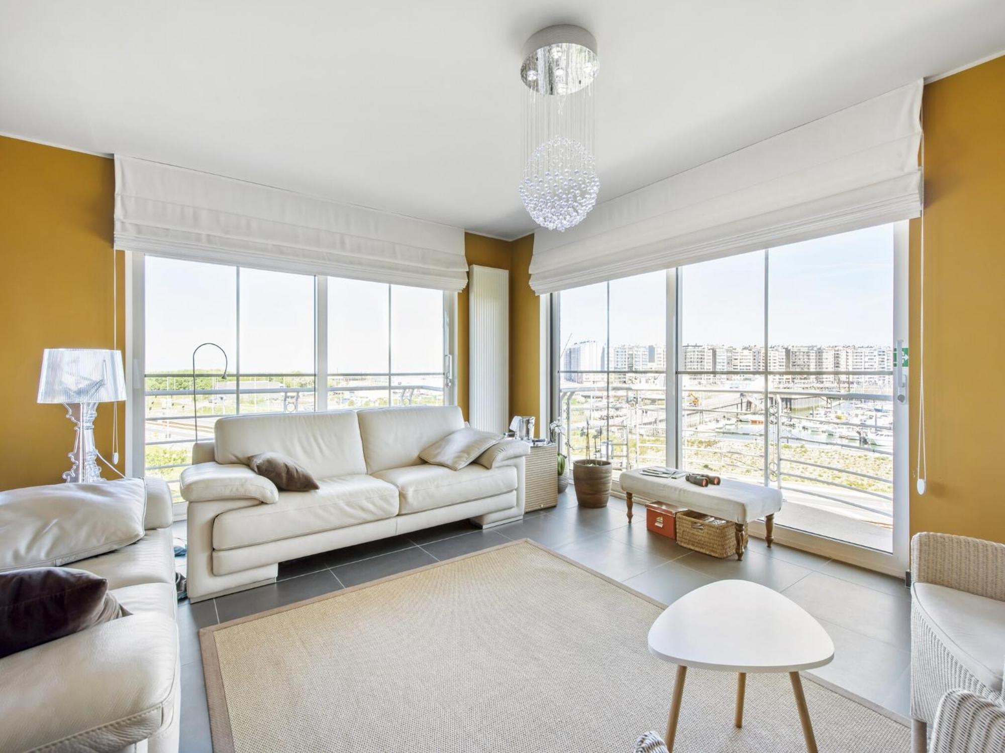 Apartment Near Marina With Sea Views, Cleaning Included Appartement