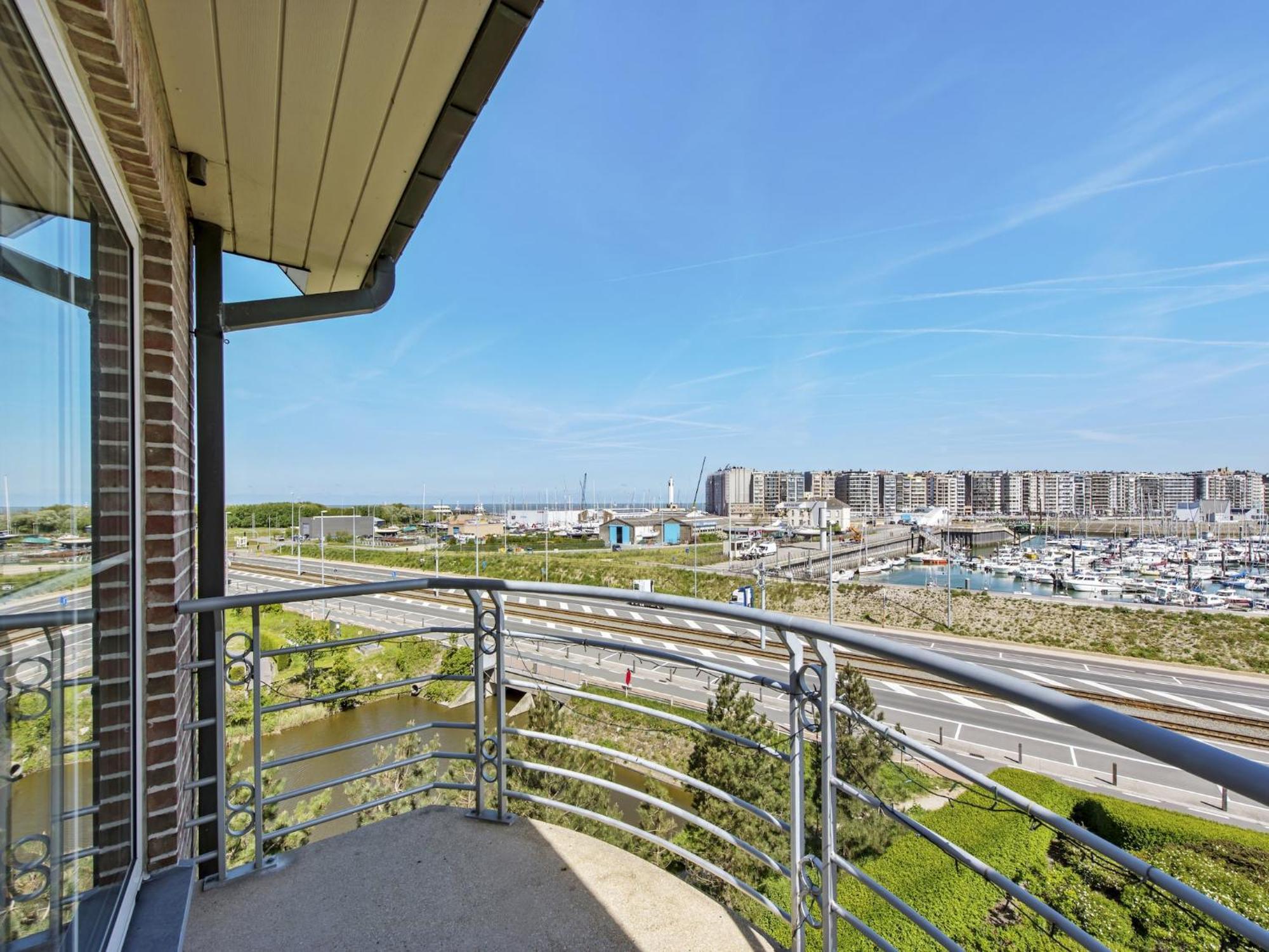 Appartement Apartment Near Marina With Sea Views, Cleaning Included